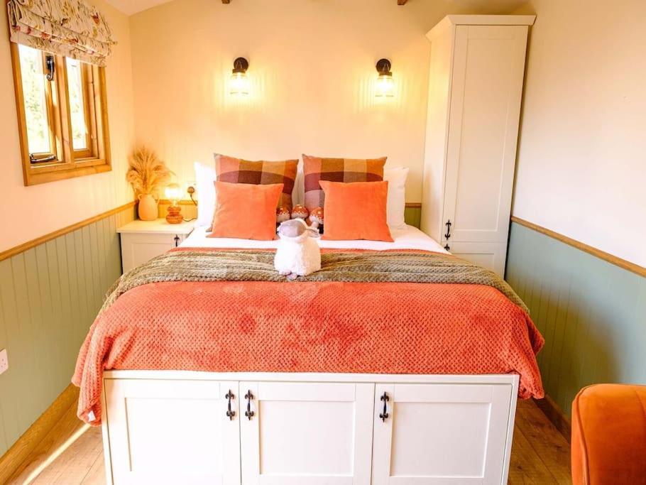 Lintmill Lodges - Heather Shepherds Hut Sorn Εξωτερικό φωτογραφία